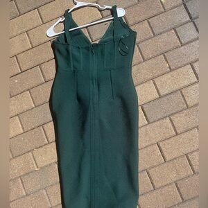 Elegant Dark Green Strappy BodyconDress
